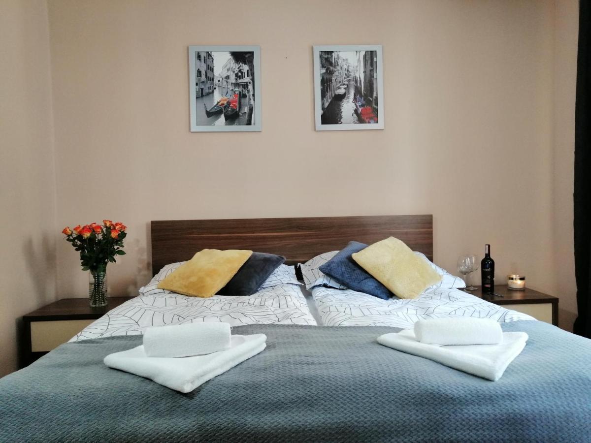 Ferienwohnung Cicha Przystan Apartament Starowka Kolberg Exterior foto